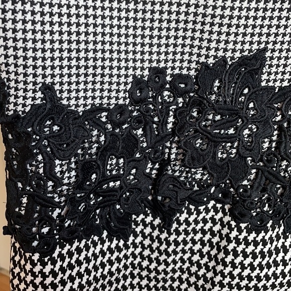 Houndstooth patterned fitted dress - Picture 4 of 6